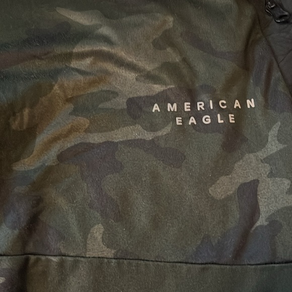 American eagle Green camo joggers good condition - Picture 2 of 7